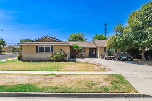 165 W Magnolia AVE, Hanford, CA 93230
