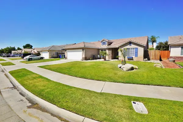 661 Sandcastle AVE, Lemoore, CA 93245