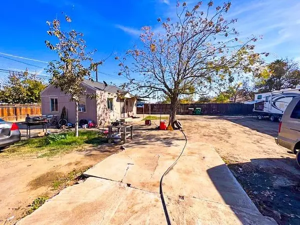 Mendota, CA 93640,967 Quince ST