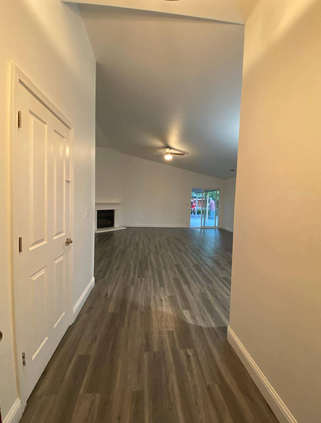 Fresno, CA 93722,2110 N Carnegie AVE