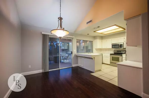 Fresno, CA 93720,8408 N Sharon AVE