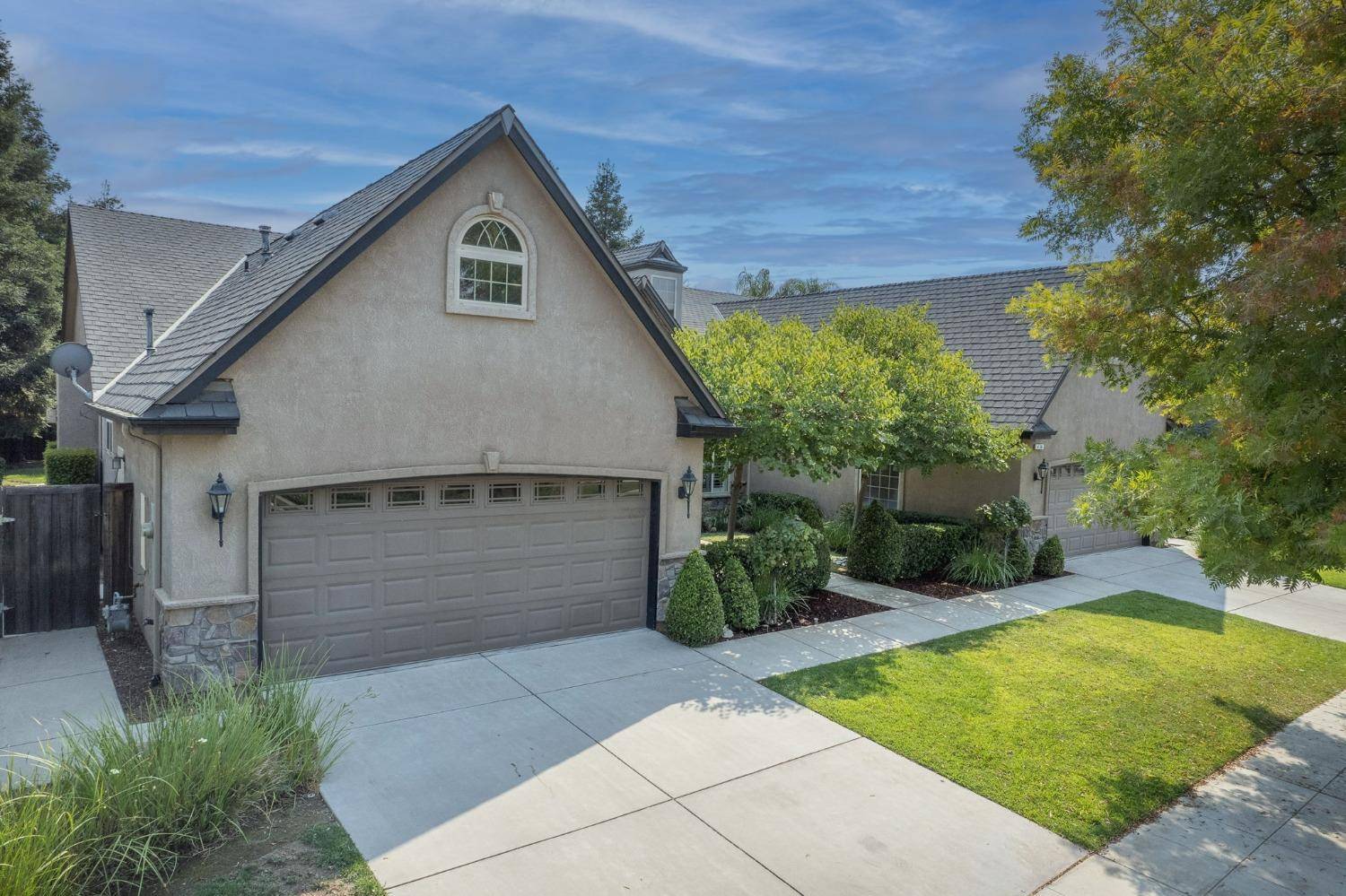 Clovis, CA 93619,436 W Powers AVE