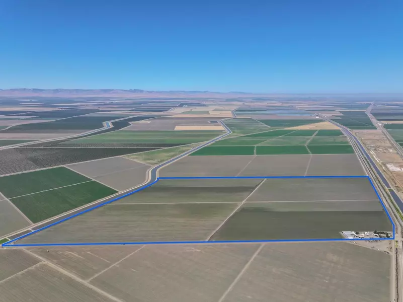 10925 N Dos Palos RD, Firebaugh, CA 93622