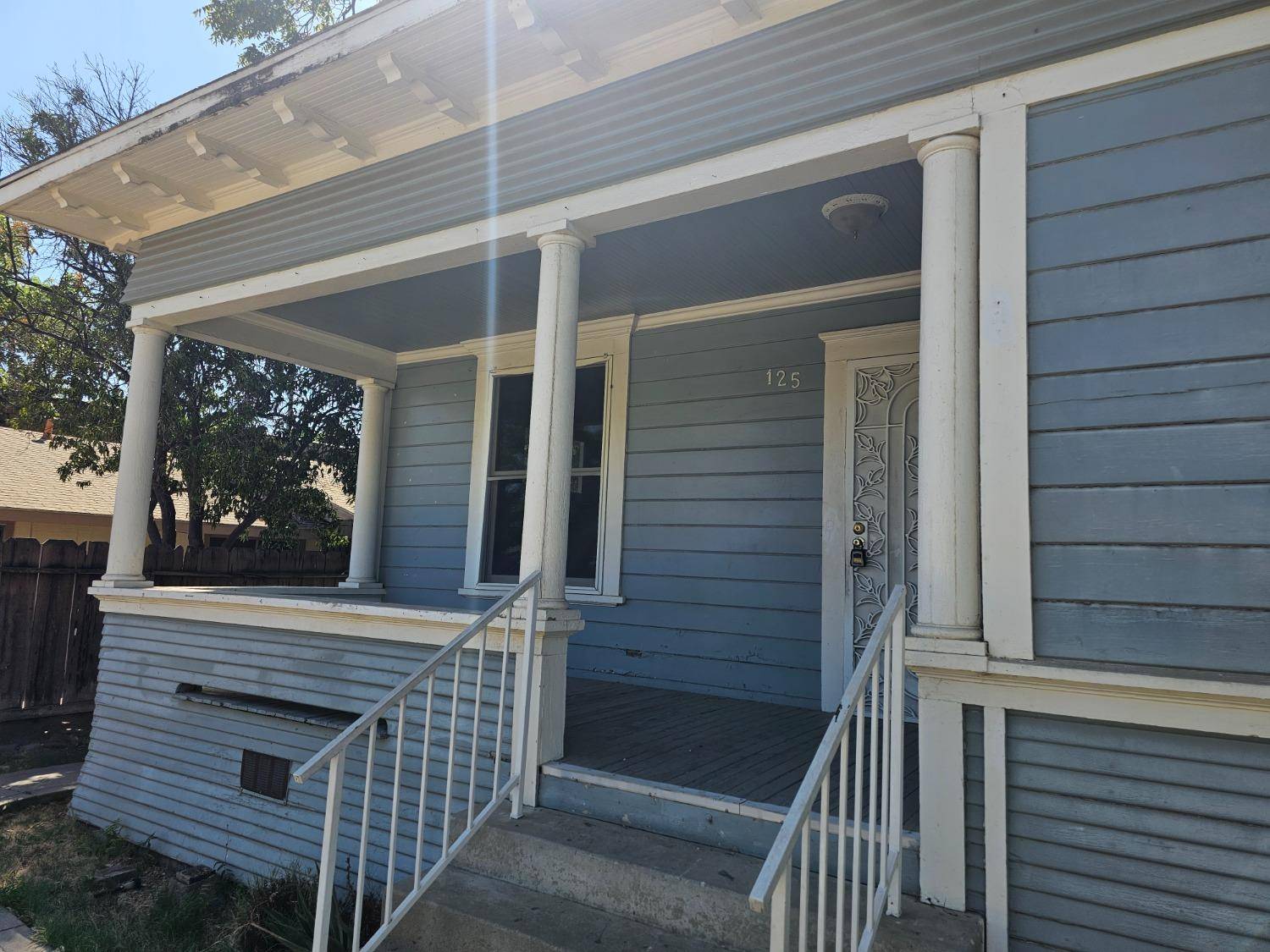 Fresno, CA 93701,125 N San Pablo AVE