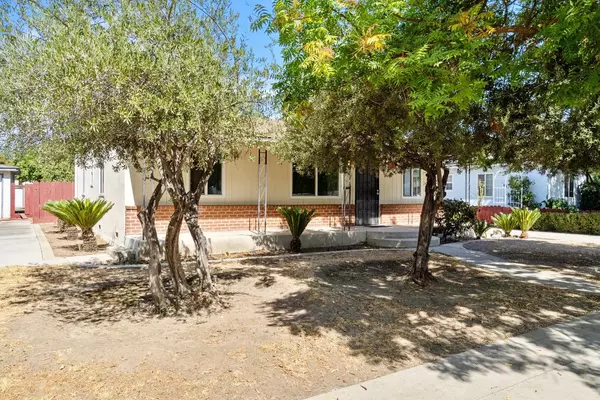 Fresno, CA 93726,3205 E Lansing WAY