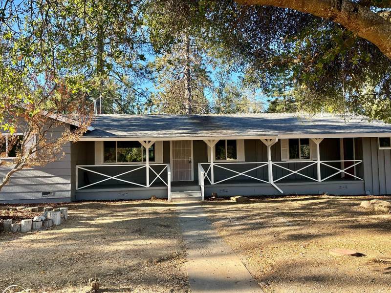 51827 Road 423, Oakhurst, CA 93644