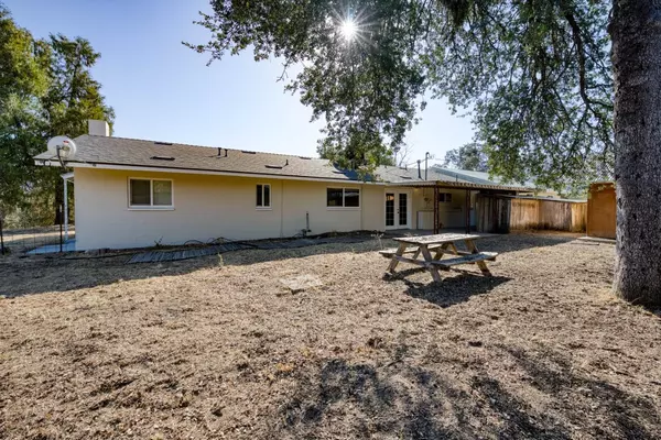 Tollhouse, CA 93667,32356 Lodge RD