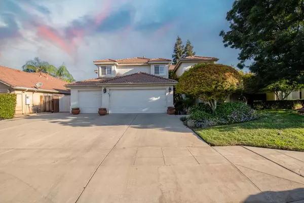 Clovis, CA 93619,527 W Quincy AVE