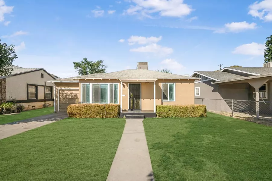 2518 S Poppy AVE, Fresno, CA 93706