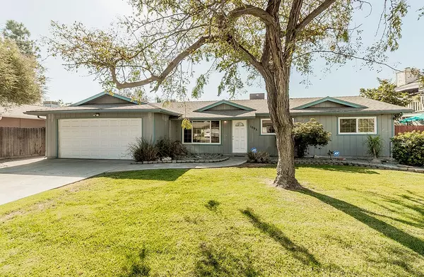 1093 Raymond RD, Hanford, CA 93230