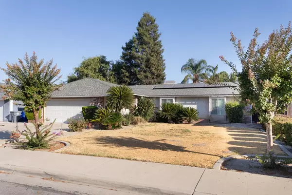 1308 Cooper ST, Selma, CA 93662