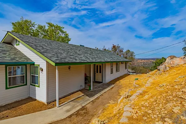 Coarsegold, CA 93614,31180 Brave Eagle CT