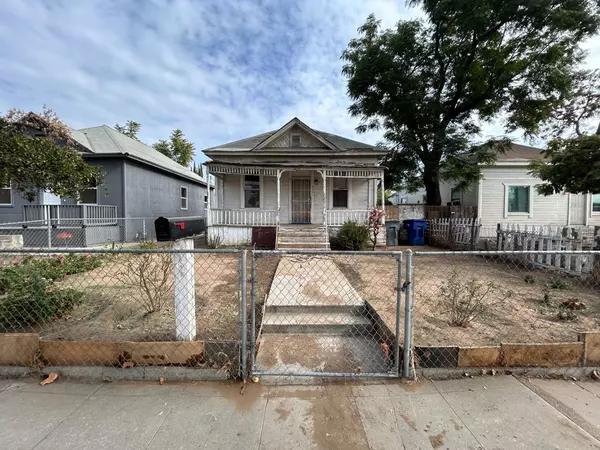 330 L ST, Fresno, CA 93721