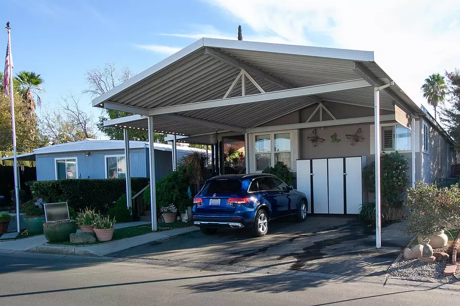 221 W Herndon AVE #80, Fresno, CA 93650