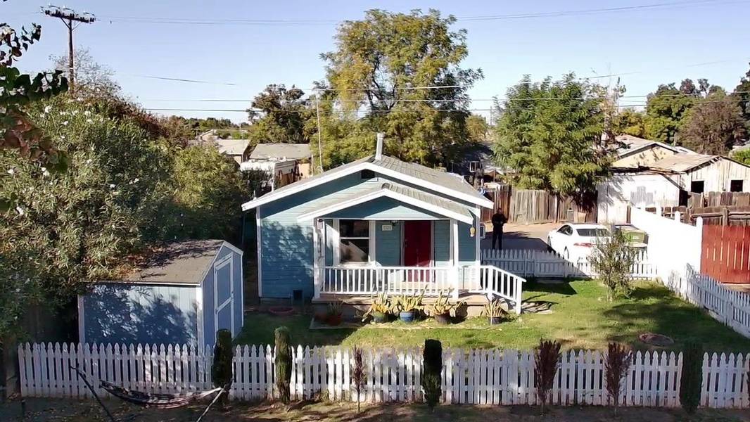 322 F ST, Lemoore, CA 93245