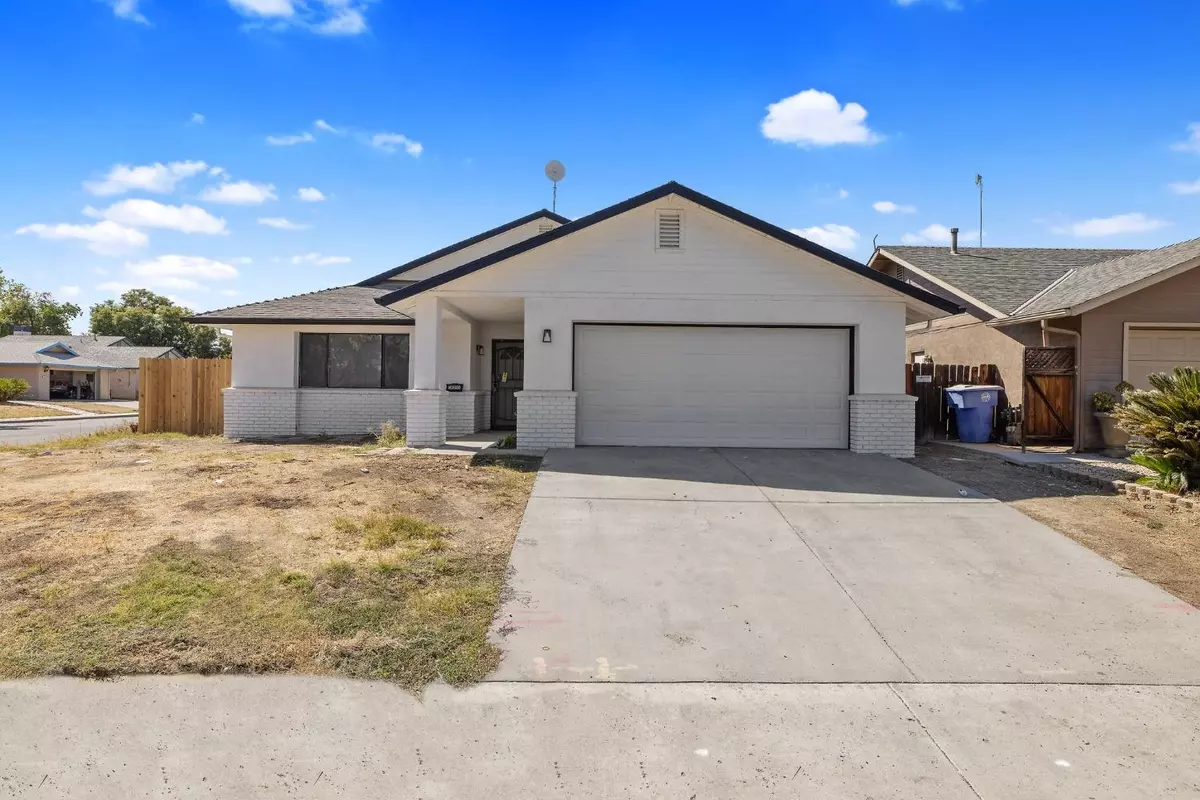 Coalinga, CA 93210,320 Longhollow WAY