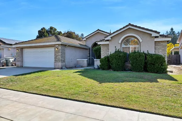 Fresno, CA 93722,5157 W Athens AVE