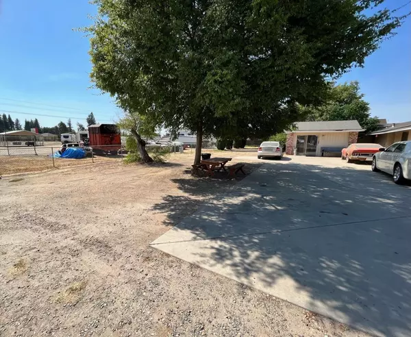 Madera, CA 93636,12034 Maywood ST