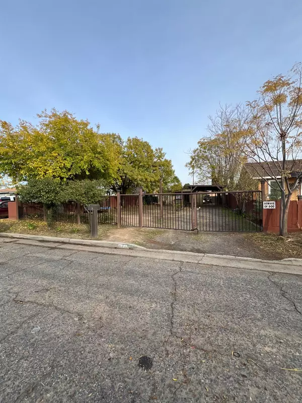 Madera, CA 93638,1125 Columbia ST