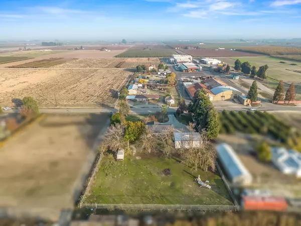 2431 S Fowler AVE, Fresno, CA 93725