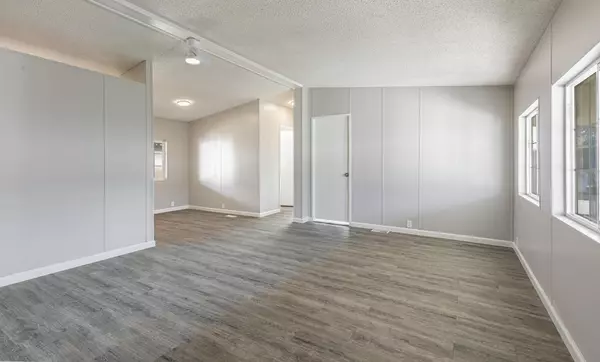 Fresno, CA 93705,2706 W Ashlan AVE #118