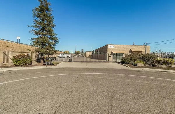 4533 E Home AVE, Fresno, CA 93703