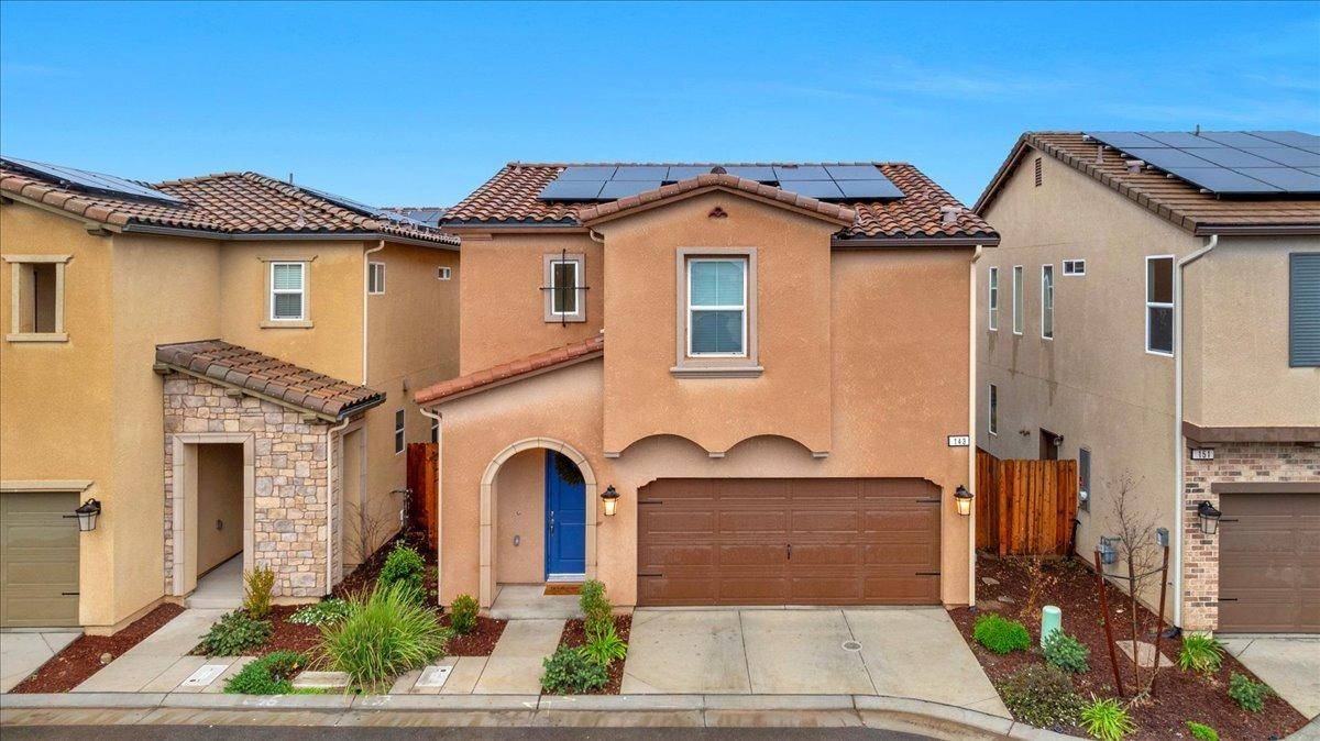 143 Capstone WAY, Madera, CA 93636