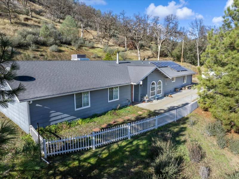 36660 Serpa Canyon RD, Coarsegold, CA 93614