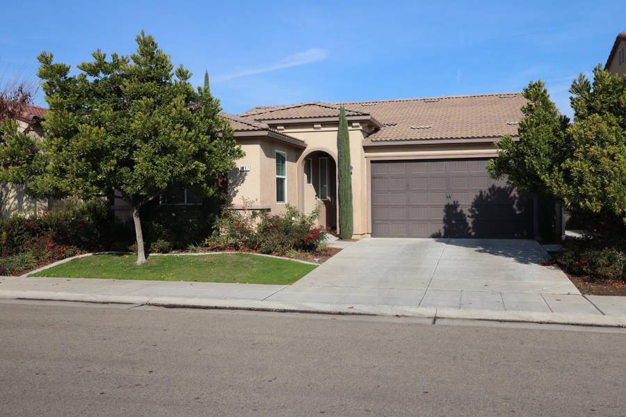 3687 Saginaw, Clovis, CA 93619