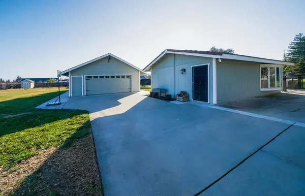 Atwater, CA 95301,5185 Elliott