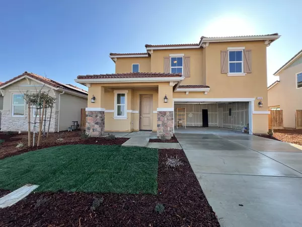 1420 Concord WAY #Lt 33, Dinuba, CA 93618