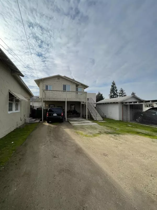 Fresno, CA 93722,3185 W Mckinley