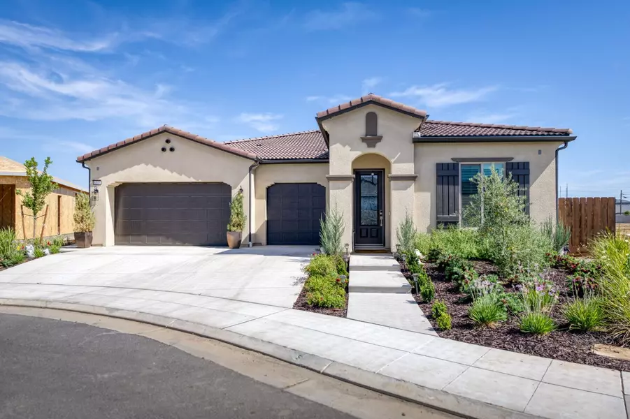 6375 E Millie DR, Fresno, CA 93727