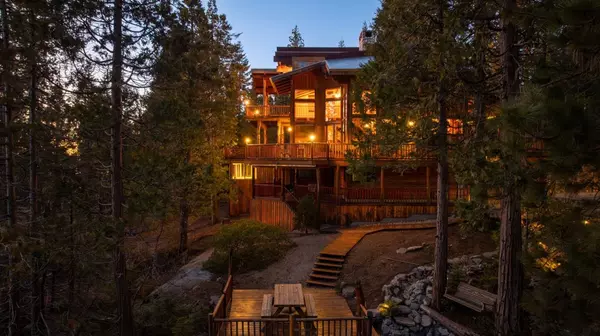 39553 Crest Point LN, Shaver Lake, CA 93664