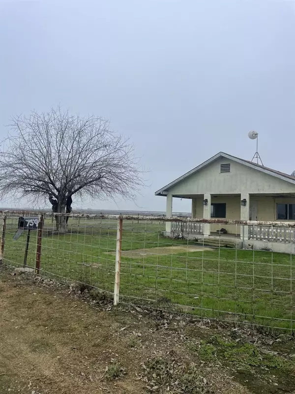 7599 Avenue 152, Tipton, CA 93272