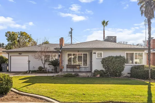1431 W Robinson AVE, Fresno, CA 93705