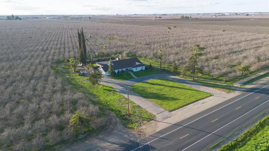 10762 Highway 145, Madera, CA 93637