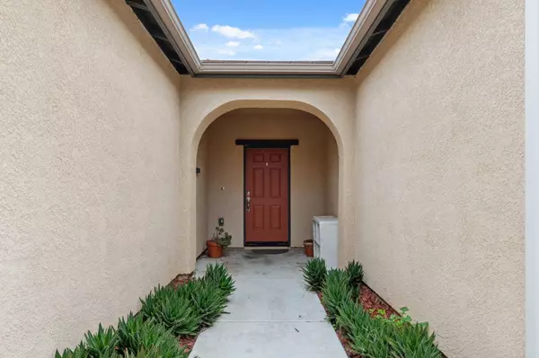 Madera, CA 93637,701 Macadamia AVE