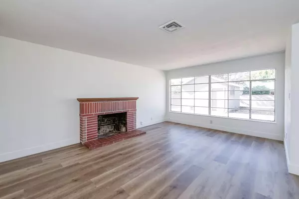 Fresno, CA 93726,3473 E Dayton AVE