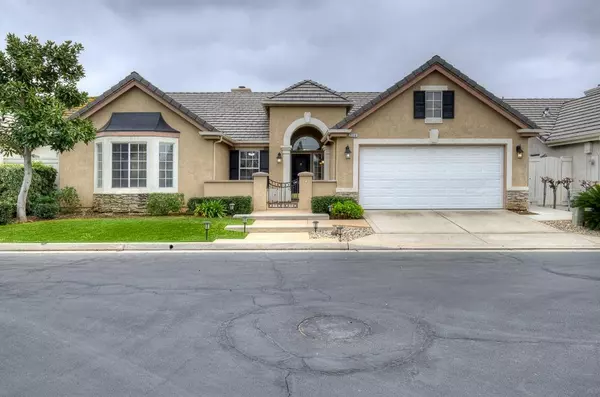 Fresno, CA 93711,2114 W Rue St Michel