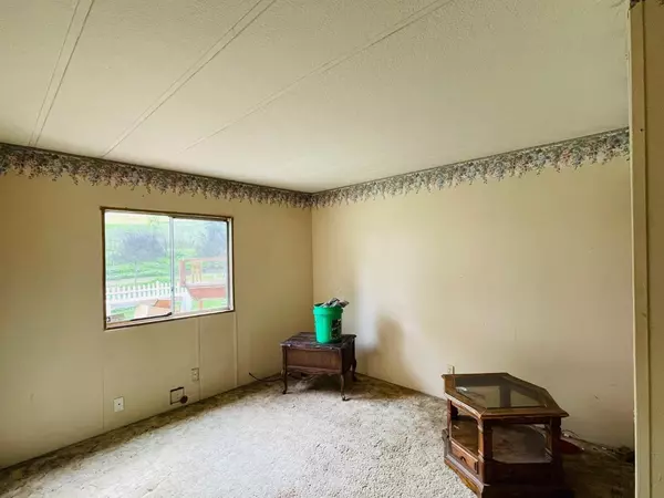 Porterville, CA 93257,17959 Road 238