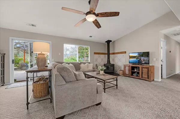 Prather, CA 93651,15310 Morgan Canyon RD