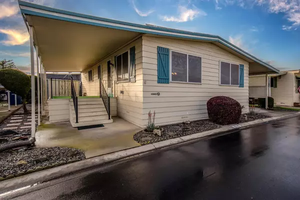 1001 Sylmar AVE #218, Clovis, CA 93612