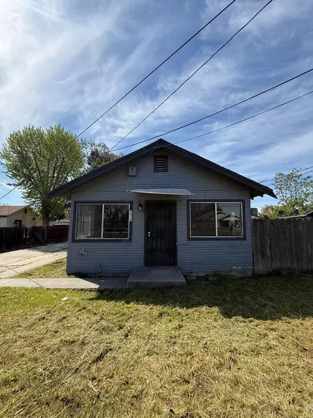 4014 E Olive AVE, Fresno, CA 93702