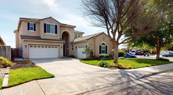 Clovis, CA 93611,1051 N Coventry AVE