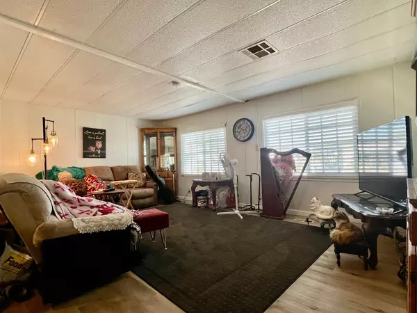 Selma, CA 93662,1701 Dinuba AVE #145