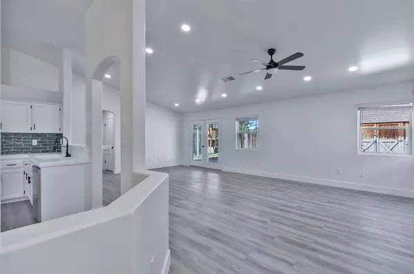 Bakersfield, CA 93313,7110 Firebaugh ST