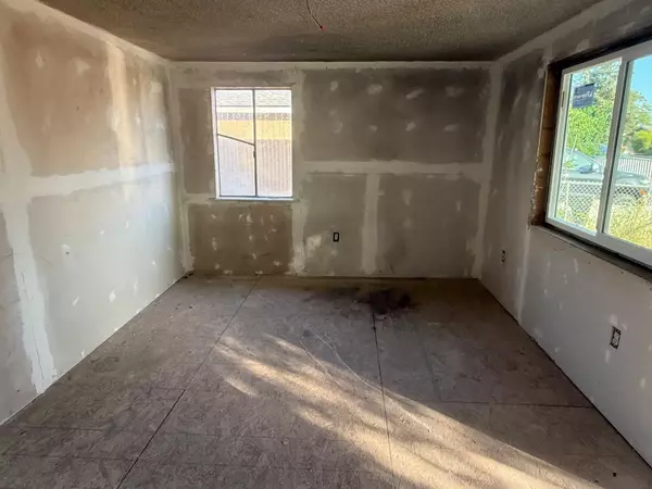 Fresno, CA 93725,3640 S Calvin AVE
