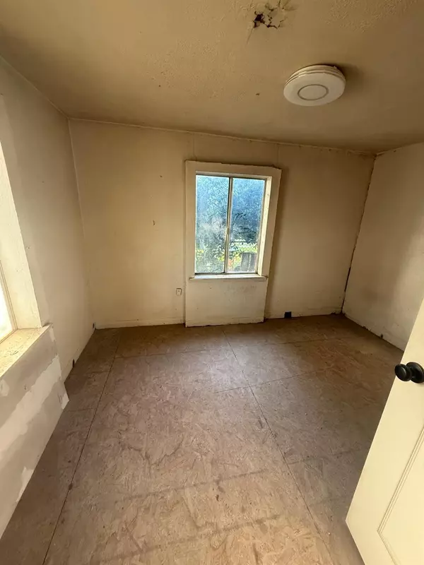 Fresno, CA 93725,3640 S Calvin AVE
