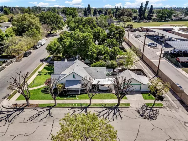 Visalia, CA 93277,615 W Myrtle AVE